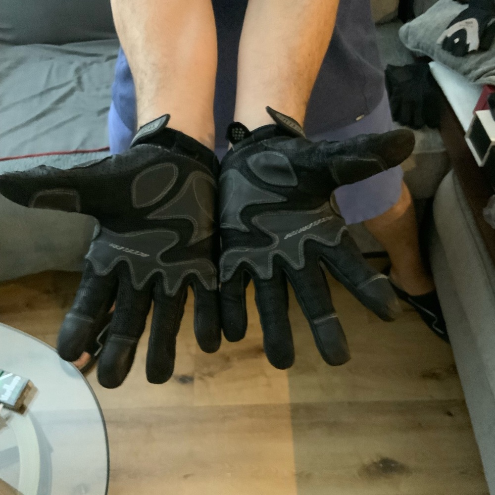 Cortech Gloves - Picture 2 of 4